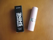 AVON Lśniąca szminka z kwasem hialuronowym, burgundy