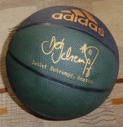 Piłka adidas A9811 SIZE 7 z autografem Detlef Schremph - gracz Seattle 