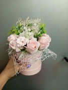 Box z róż mydlanych