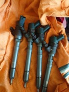 Wtryskiwacze Hyundai, Kia 0445110064