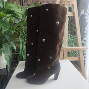 Kozaki z ćwiekami efekt weluru