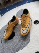 Korki Nike 44,5 . Stan bdb