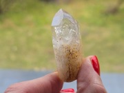 Kryształ górski kwarc Jaroszów, obelisk, monikryształ