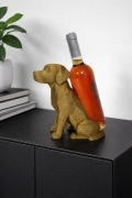 Stojak na wino pies labrador 
