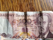 Banknoty z czasów PRL-u Sto złotych. 