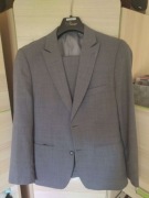 Sprzedam garnitur na nastolatka.