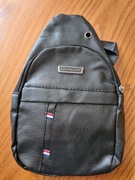 Plecaczek przekładany przez ramię skóra eko