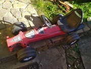 Auto na pedały. Czerwone. Używany 