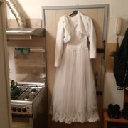 Suknia ślubna z akcesorii