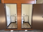 Kontener sanitarny toaleta łazienka WC kibel socjalny pawilon domek gotowy