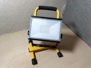 Naświetlacz Aku. LED Diall 2000lm – Zestaw Samochodowy – IP65 LR/05/A