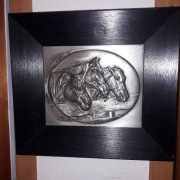 TRZY KONIE - STARY RELIEF CYNOWY