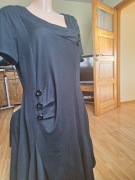 Czarna sukieneczka asymetryczna r.44-48