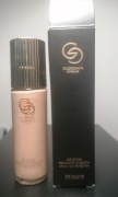 Oriflame Giordani Gold Age Defying podkład do twarzy Vanilla Cool 30 ml
