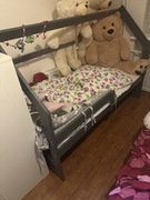 Łóżko domek z materacem 