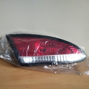 Nowa tylna lampa led  lewa w klapę bagażnika  05-09 Seat Leon 2 