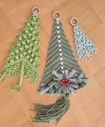 Dwa Zestawy Makrama Choinki Ozdoby świąteczne 3 sztuki
