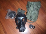 NOWOCZESNA WŁOSKA MASKA PRZECIWGAZOWA M90 