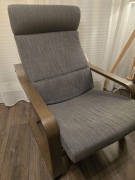 POÄNG Fotel granatowo/szary, brązowe