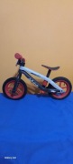 Rowerek biegowy chillafish bmx