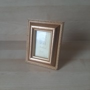 Ramka na zdjęcie stojąca 9 x 11.5  lite drewno szkło stan nowy vintage