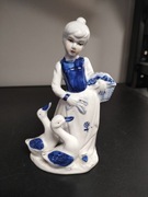 Figurka porcelanowa gęsiarka 