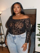 II SHEIN Slayr Cienki Serce Element Ramię Na Skos Ciasny Siatka Topy