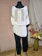 Biała bawełniana gnieciona bluzka 3/4 rękawy z falbankami r. XL/XXL