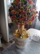 Prezentowe Drzewko z cukierków urodzinowe