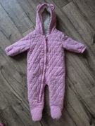 Next kombinezon zimowy materiałowy pikowany sherpa misiu różowy uszka 74