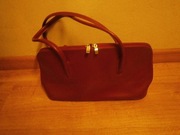 Czerwona torebka rozmiar: 37 cm długość, 11 cm szerokość