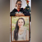 portret na zamówienie w kredkach