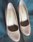 Buty  szpilki beż Badura 37 platforma