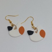 Kolczyki ręcznie robione koty kotki białe w łatki