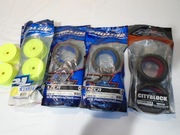 Opony + felgi 1:8 komplet nowe