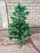 Bardzo ładna solidna sztuczna choinka z dawnych lat wraz ze stojakiem