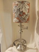 Szwedzka lampa z ruchomym ramieniem 