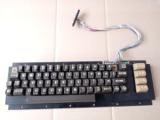 Uszkodzona klawiatura Commodore.
