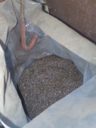 Czarny granulat miał opiłki / śrut metalowy staliwny ostrokątny worek 20 kg