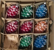 Ozdoby choinkowe Szyszka PRL Santa Land SP Wolność 1976  8szt.+ pudełko