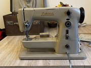 Maszyna elektryczna do szycia Lada 1960r