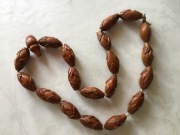 ciekawy rzemieślniczy naszyjnik