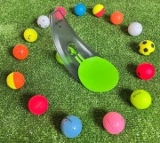 Przyrząd do trenowania uderzeń golfowych putting