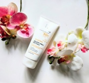 Iwostin Solecrin, żelowy krem do ciała, SPF 50+ 200 ml nowy