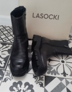 LASOCKI SKÓRZANE BOTKI SZTYBLETY CZARNE MELANIA R.39