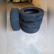 Opony zimowe lekko używane. Sprzedający Józef