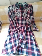 HM sukienka, tunika w kratkę z haftem