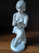 Figurka porcelanowa Wallendorf Akt kobieta u źródła