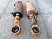 2 siłowniki przechyłu wózka widłowego sztaplarki 