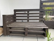 Ławka paletowa w kolorze palisander